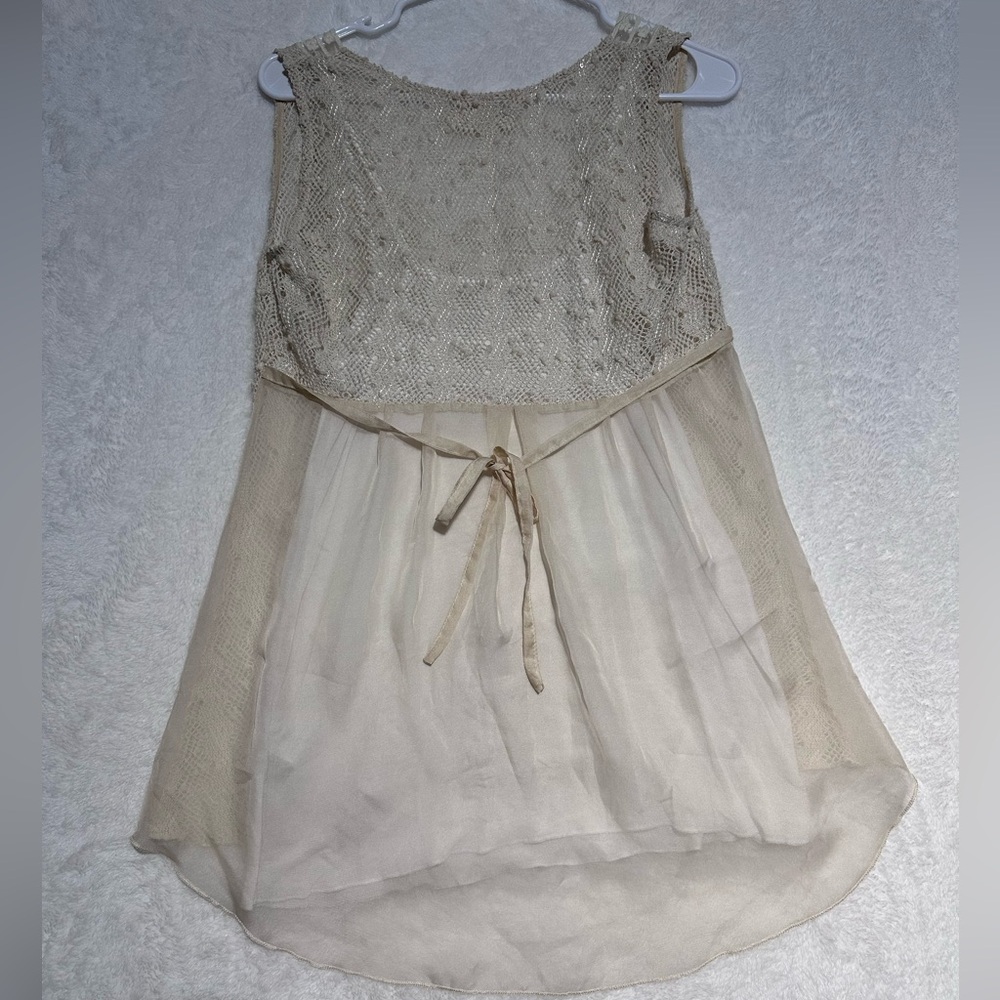 A'reve Layered Crochet Floral Lace Sleeveless Blouse Cream Ivory size Small - Picture 3 of 10